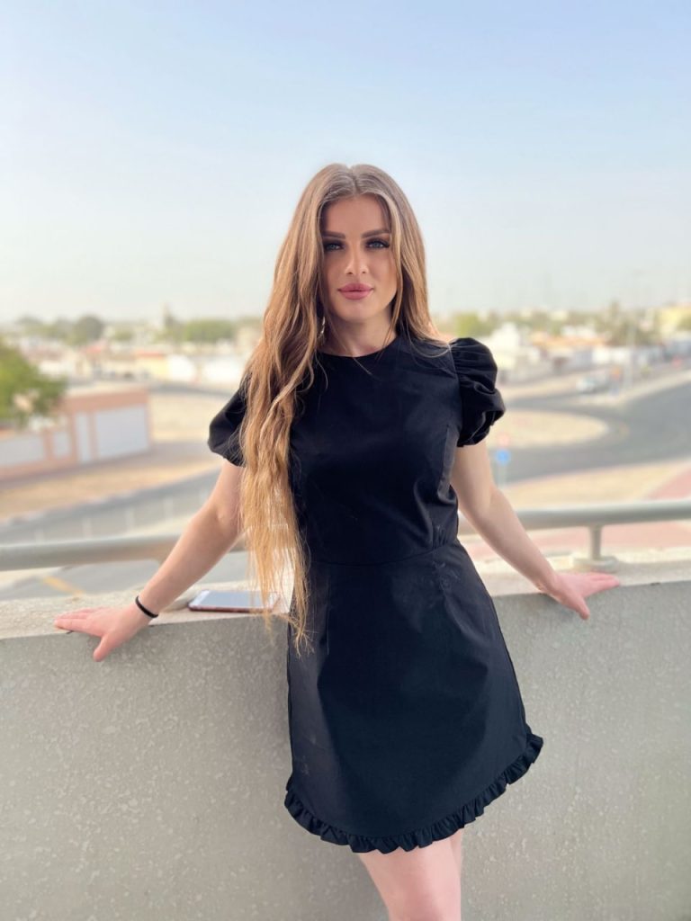 Эскортница Лекса